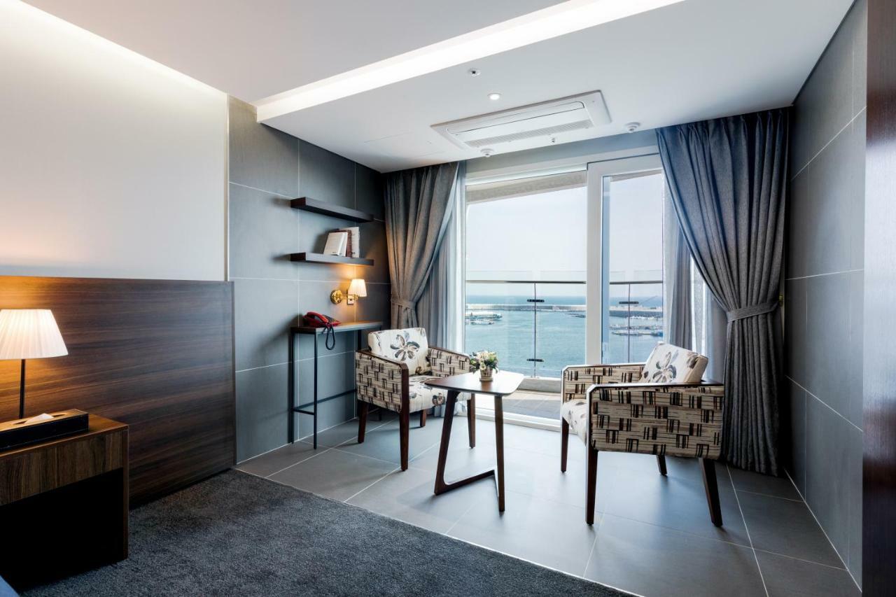 Co-Op City Hotel Harborview Seogwipo Dış mekan fotoğraf